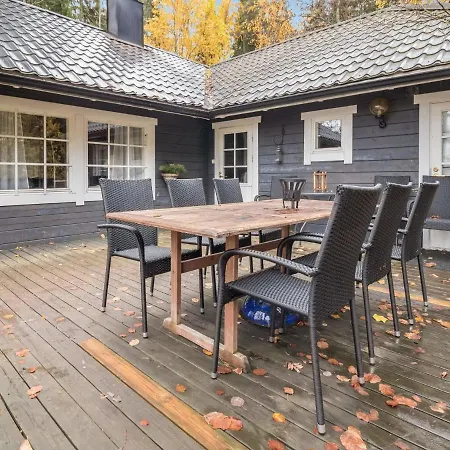 Lohjanherra By Interhome Tatil Evi Tallnäs